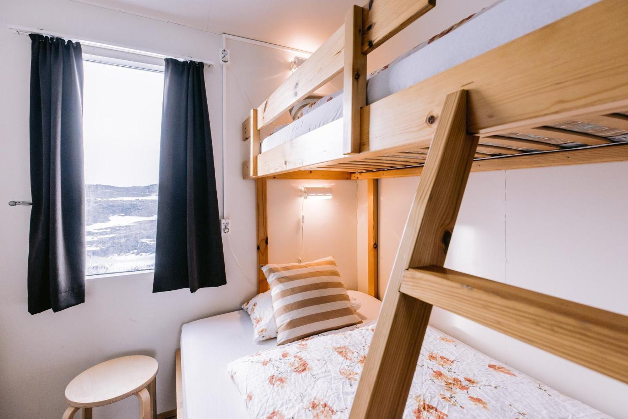 Hlid Hostel มีวาทน์ ภายนอก รูปภาพ