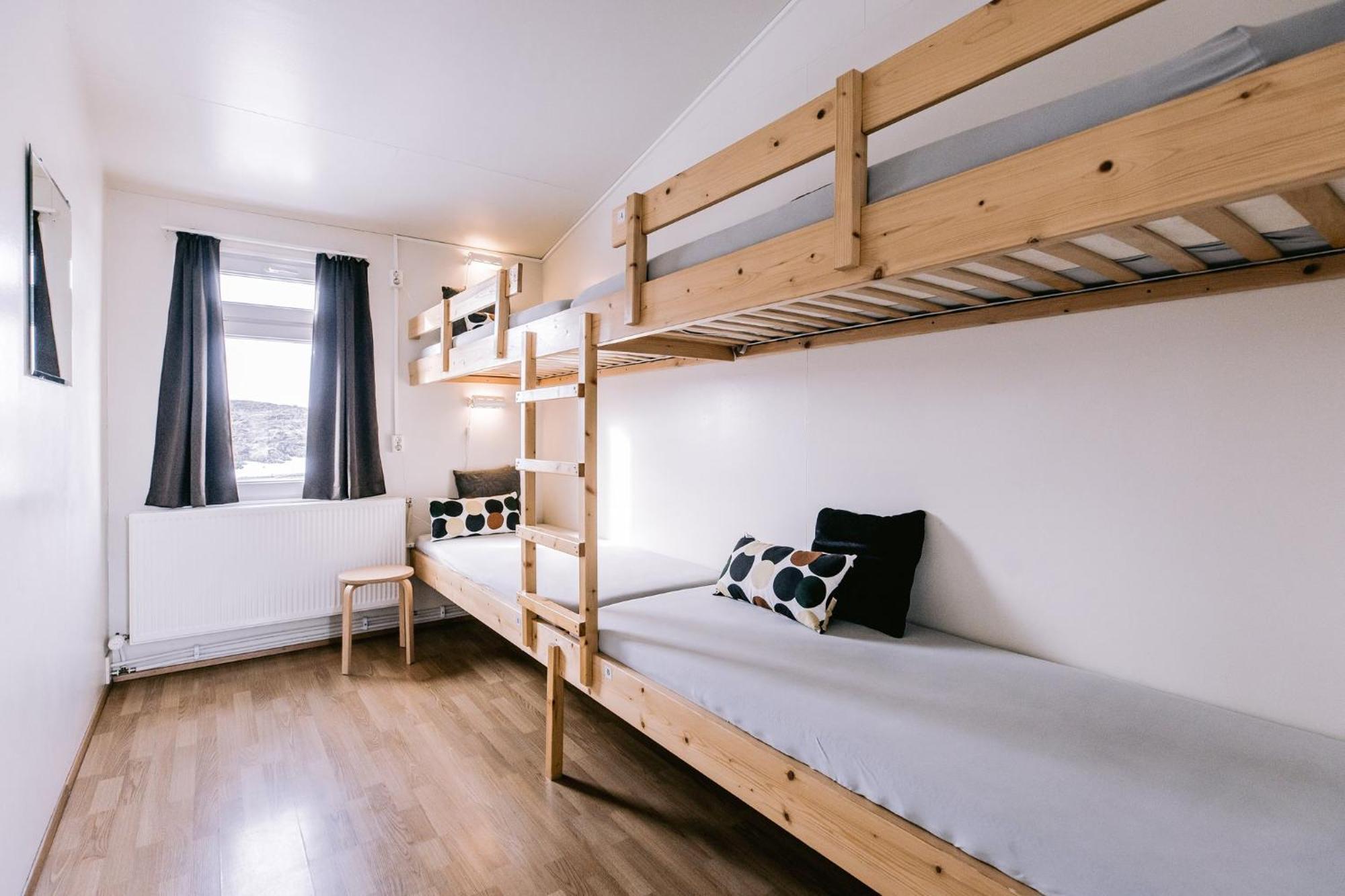 Hlid Hostel มีวาทน์ ภายนอก รูปภาพ