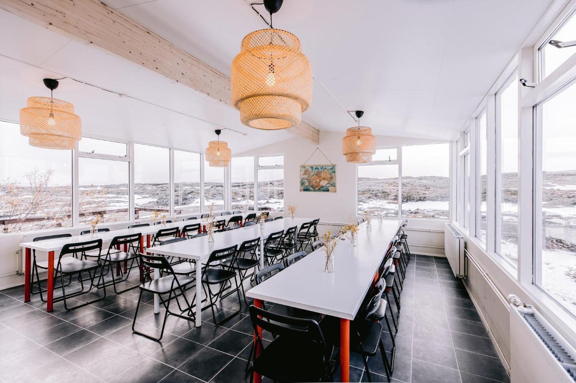 Hlid Hostel มีวาทน์ ภายนอก รูปภาพ